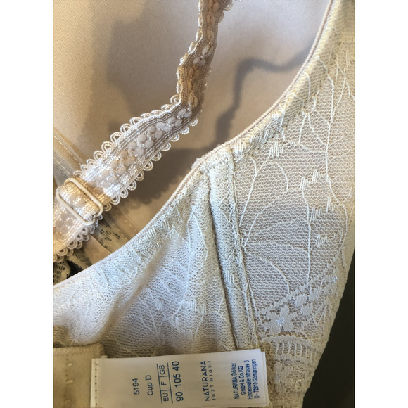 NWT Naturana Beige Floral-Lace Scalloped-Edge Wireless Full-Coverage Bra - Picture 8 of 8